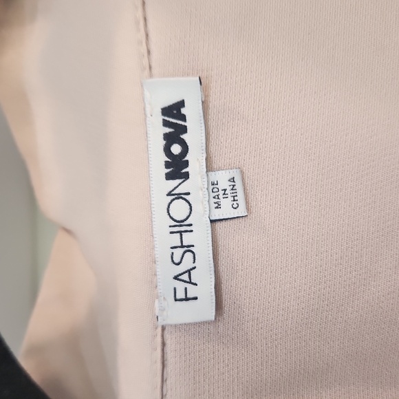 Fashion Nova Beige Lightweight Long Sleeve Belted Peacoat Or Mini Dress - Picture 2 of 4